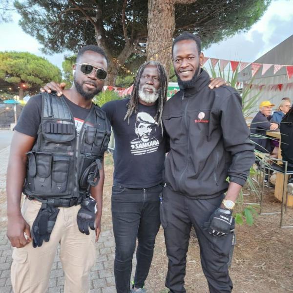 Un bon moment avec Tiken Jah Fakoly | Doum Sécurité
